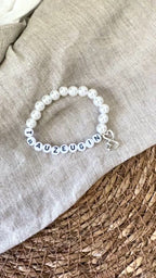 armband-trauzeugin-perlen-schriftzug-trauezug-in-doppelherz