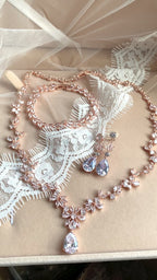 Zirkonia Blüten Schmuckset Roségold – Collier, Ohrringe & Armband mit AAA+ Zirkonia | ONDEGO®