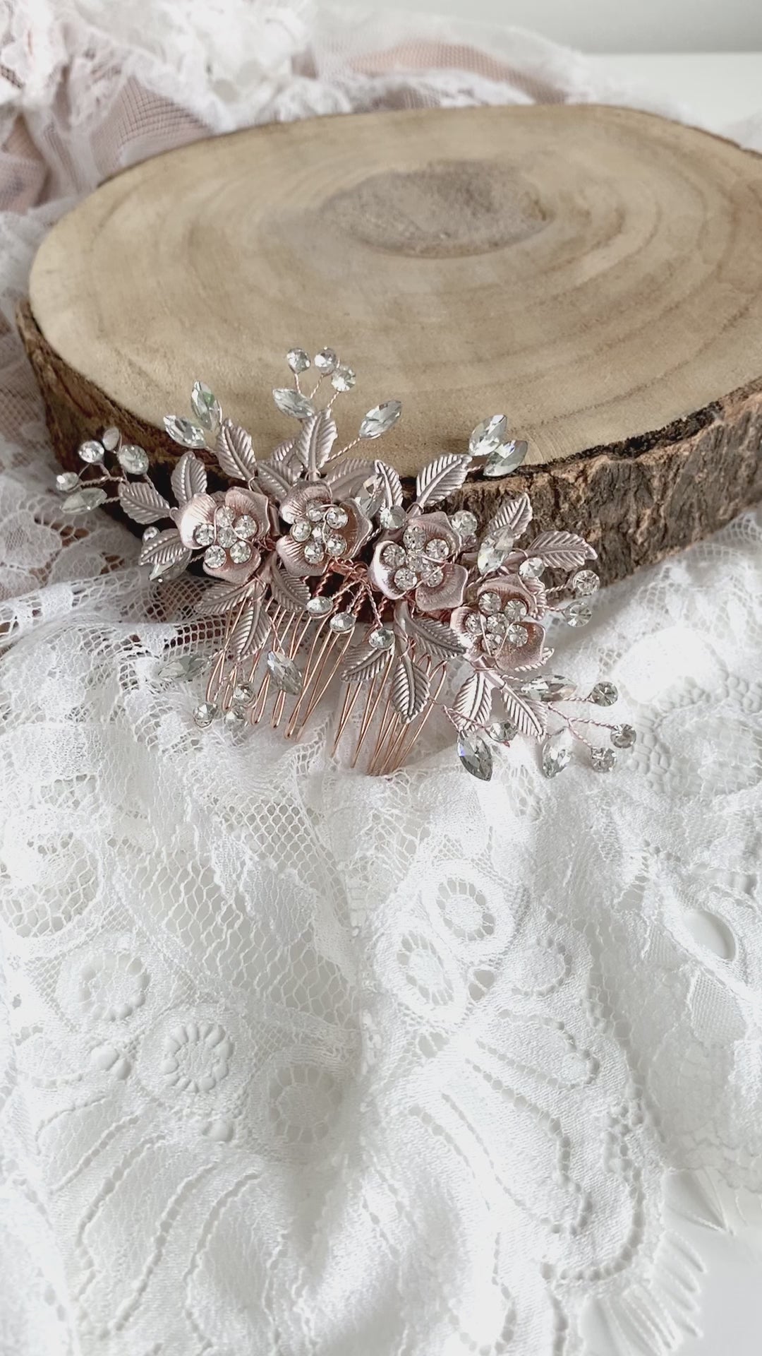 haarkamm-hochzeit-rosegold-mit-kristallblueten
