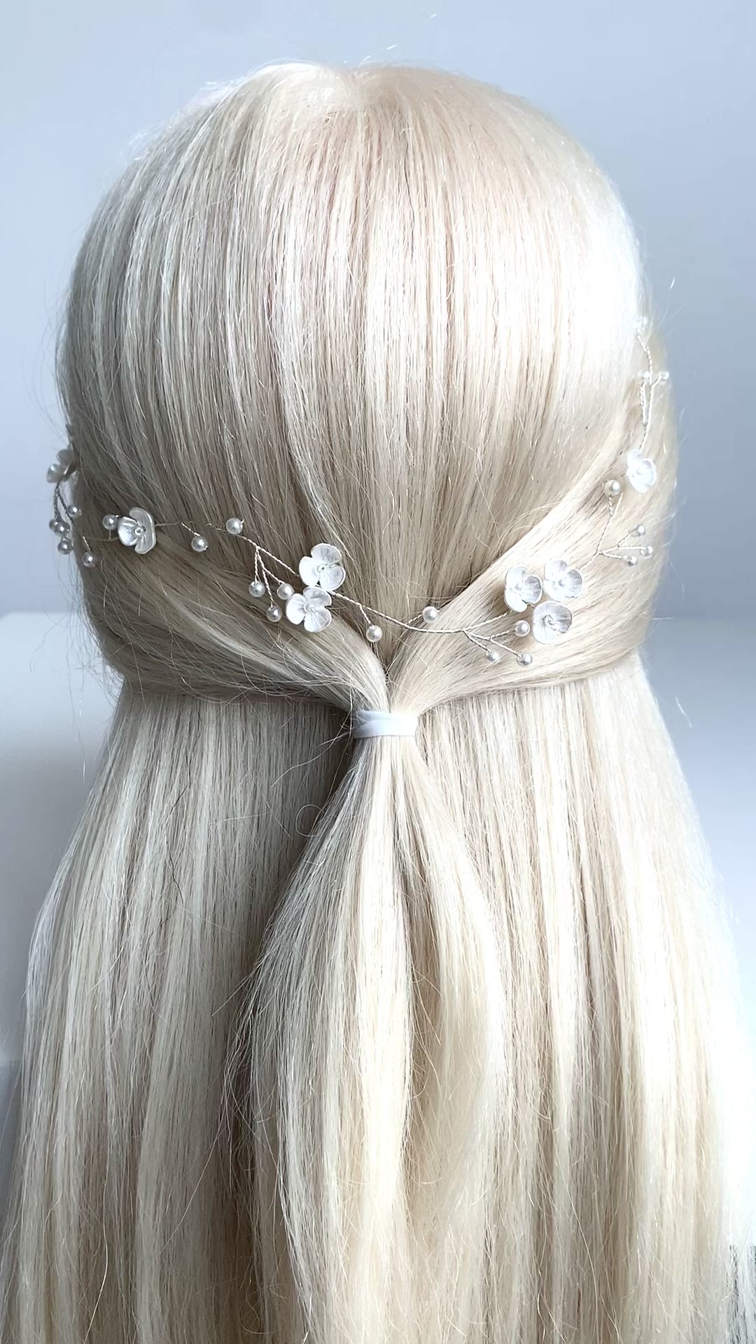 3D Haardraht Silber mit Blüten & Perlen – Brautschmuck Haarschmuck Hochzeit Ivory – ONDEGO®