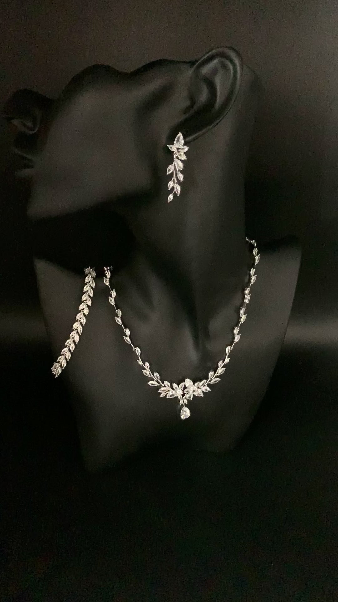 Zirkonia Schmuckset Silber – Collier & Ohrringe und Armband | ONDEGO®