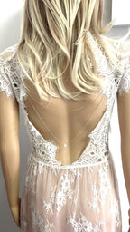 rueckenkette-silber-feines-kettchen-mit-zirkonia-anhaenger