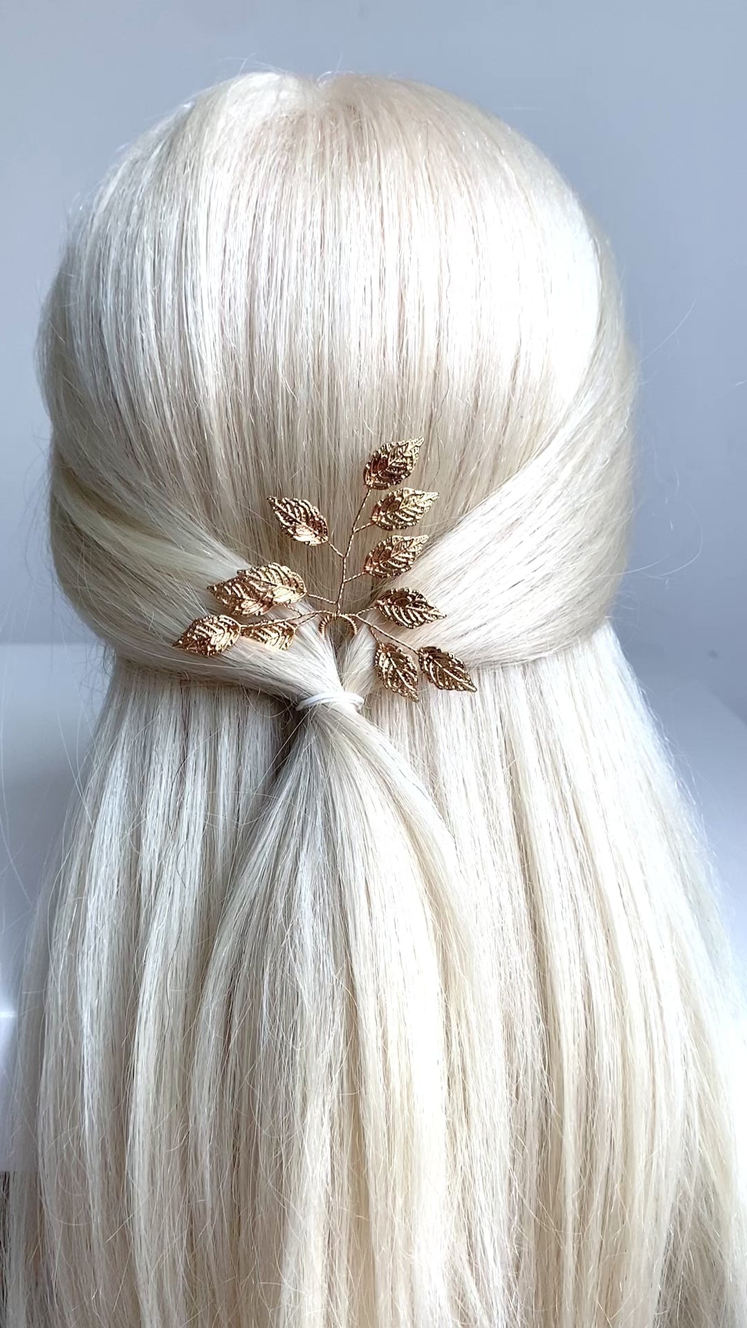 hochzeits-haarschmuck-gold-blattmotiv