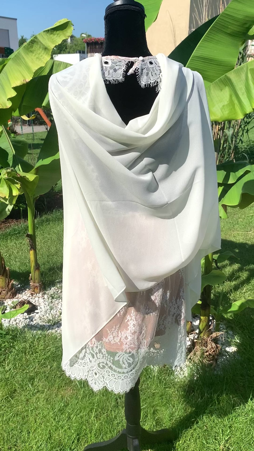 braut-cape-ivory-softtuell-alternative-zum-brautschleier-moderner-look