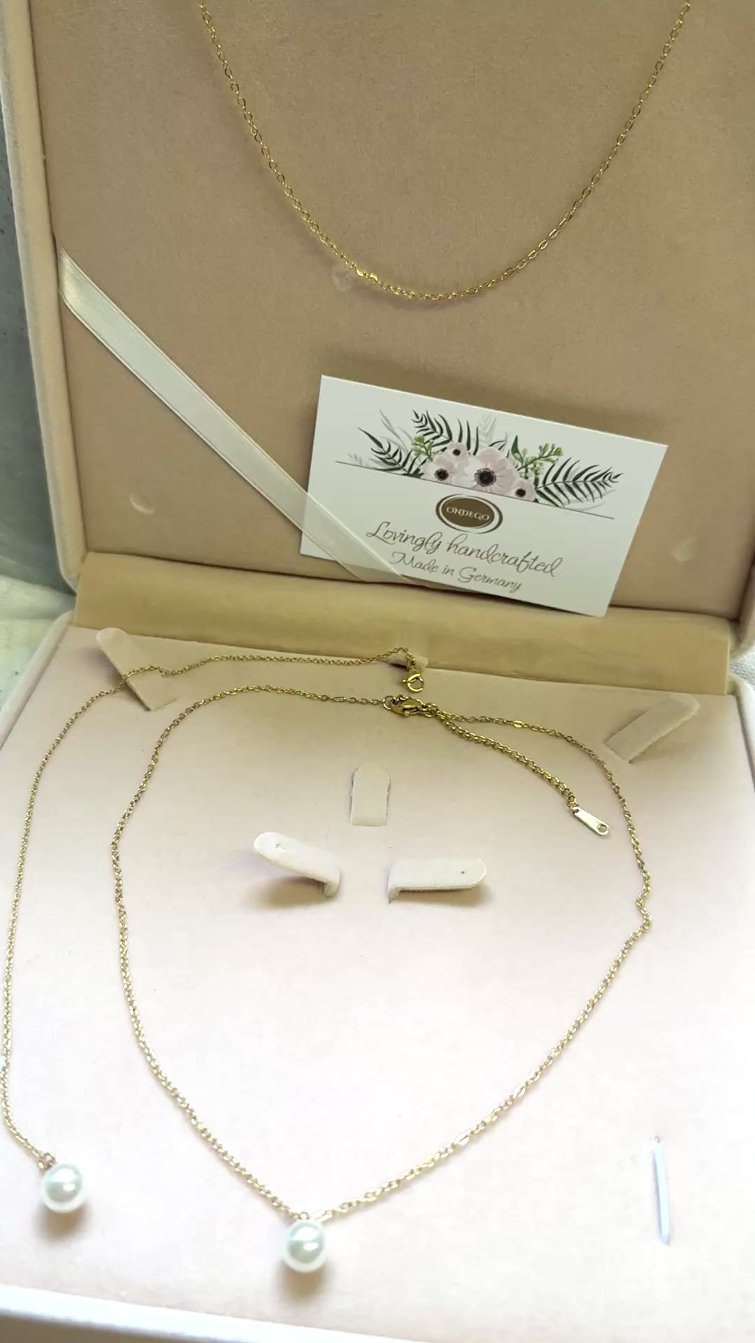 Gold Edelstahl Schmuckset mit Perle – Halskette & abnehmbare Rückenkette | ONDEGO®