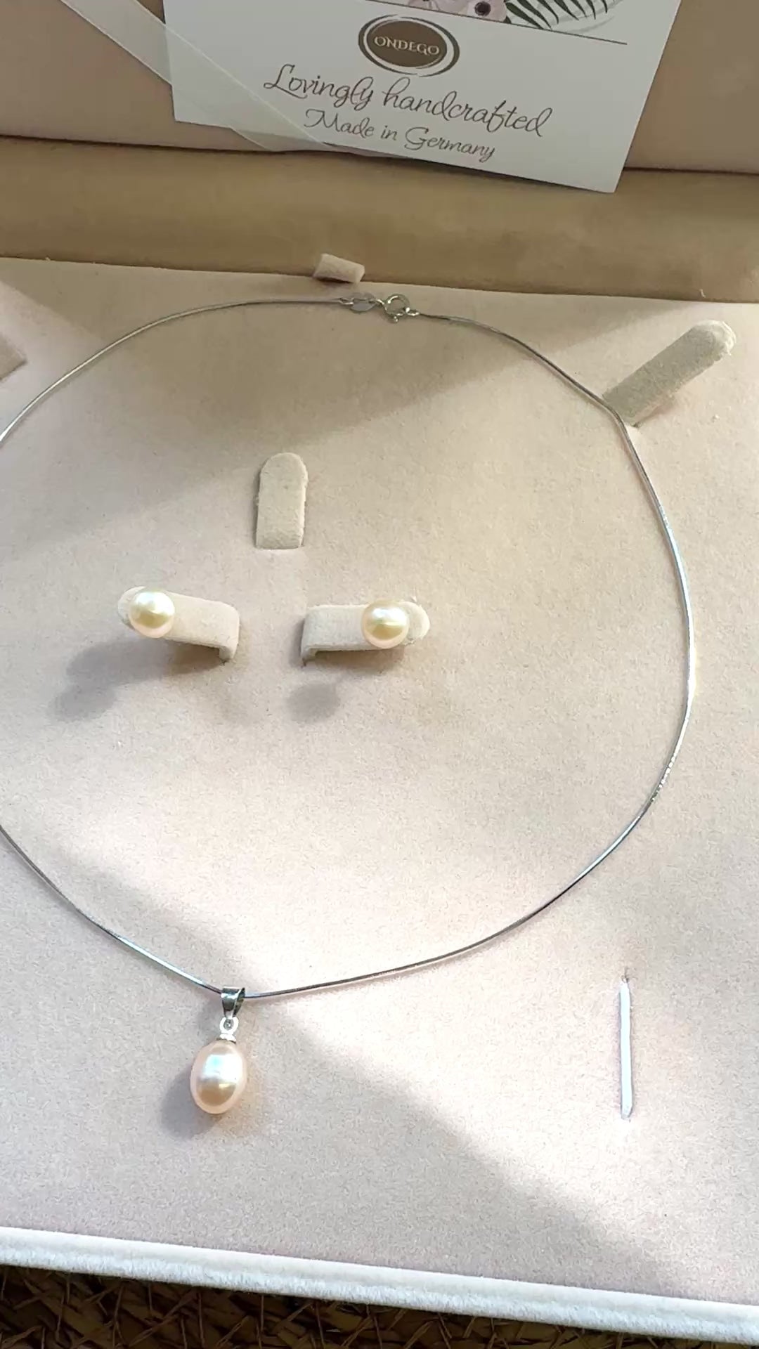 925 Silber Süßwasserperlen Schmuckset – Kette & Ohrstecker in Pfirsich | ONDEGO®