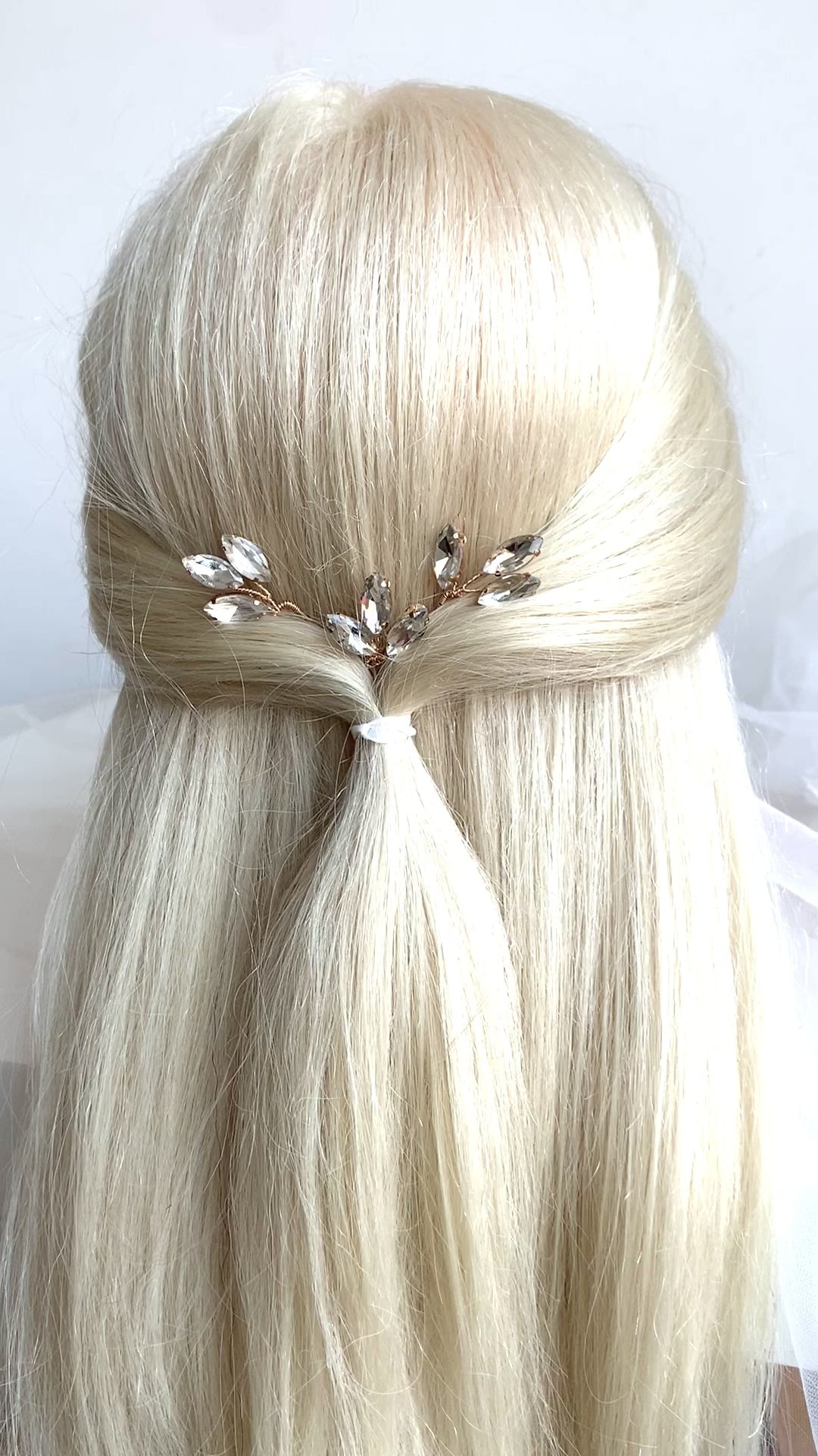 hochzeit-haarnadel-set-gold-mit-funkelnden-steinen