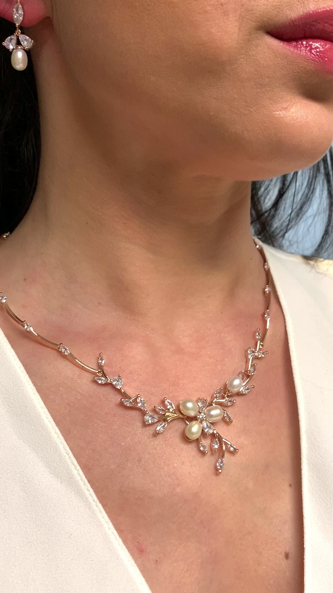 rosegold-schmuckset-fuer-braut-hochzeit-collier-ohrringe