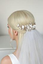 romantischer-haarkamm-braut-gold