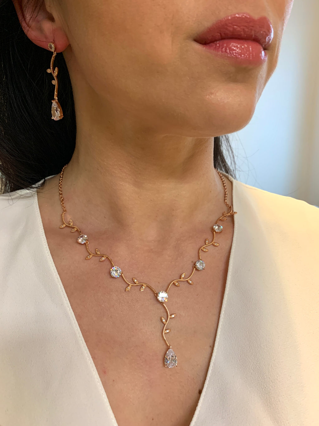 rosegoldenes-hochzeitsschmuck-set-halskette-ohrringe