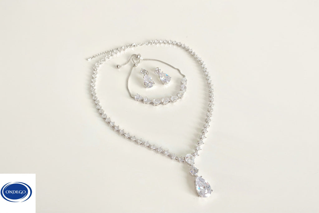 schmuckset-hochzeit-silber-halskette-armband-ohrringe