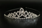 tiara-silver-strass-diadem-funkelndes-brautdiadem-kristall-haarschmuck-frontansicht-schwarz-hintergrund